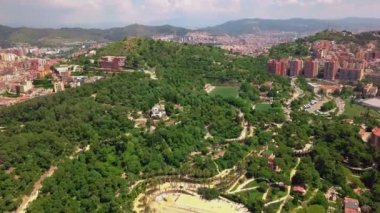 Ünlü Park Guell Barselona dan havadan görünümü