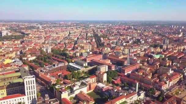 Сонячний день Мілан міський пейзаж повітряних Панорама 4 к Італії — стокове відео