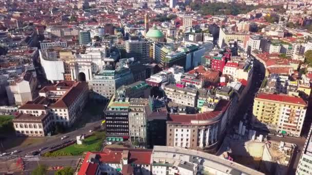 Sol día milan ciudad paisaje antena panorama 4k italia — Vídeo de stock