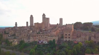 San Gimignano, İtalya hava görüntüleri. Toskana bölgesinde bulunan.