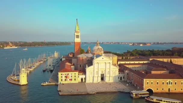 Velence városkép antenna megtekintése Grand Canal San Marco Bell Tower Márk tér-Olaszország — Stock videók