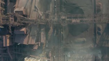 Havadan görünümü. Metalurji tesisi. Metal imalat için bitki. Bitkinin üstten görünüm.