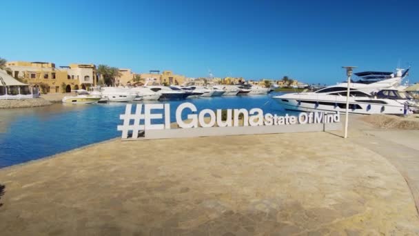 Filmagens da cidade moderna El Gouna, no Egito — Vídeo de Stock