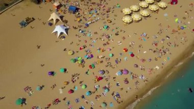 Üstten Görünüm Beach. Uçak uçan üzerinden havadan görünümü