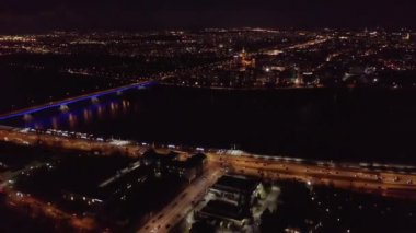 Varşova, Polonya gece havadan görünümü