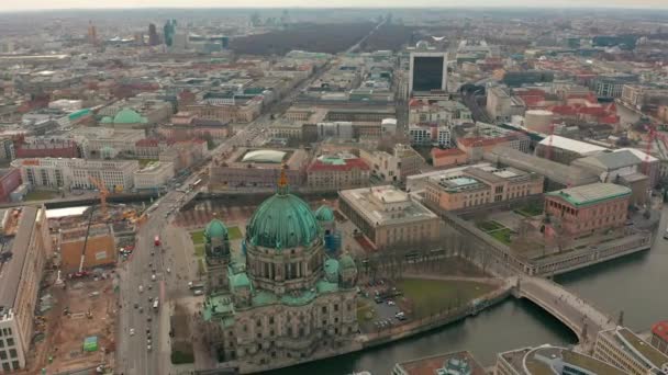 Letecký pohled. Berlínské katedrály 4k. — Stock video