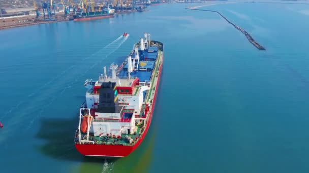 Aerial cinematic 4k with a cargo ship at sea — Stock Video