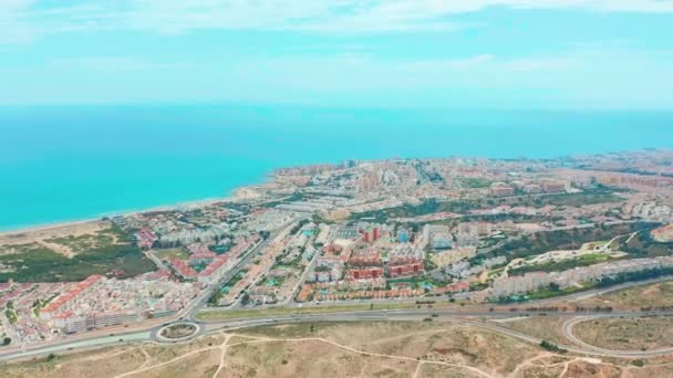 Vista aerea. Torrevieja dall'aria, la costa e tetti — Video Stock