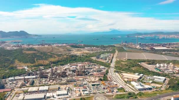 Luchtfoto van Gibraltar, Verenigd Koninkrijk van Groot-Brittannië, Iberisch schiereiland, Europa. — Stockvideo