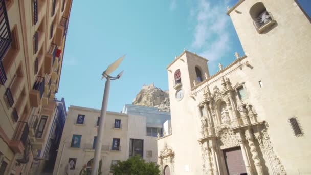 Denia Katolik kilisesi, Alicante, Valencia Community, İspanya. — Stok video