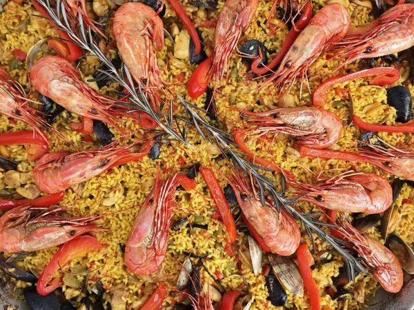 Egy Serpenyőben Frissen Főtt Paella Showcases Főtt Garnélarák Kagyló Kagyló — Stock Fotó