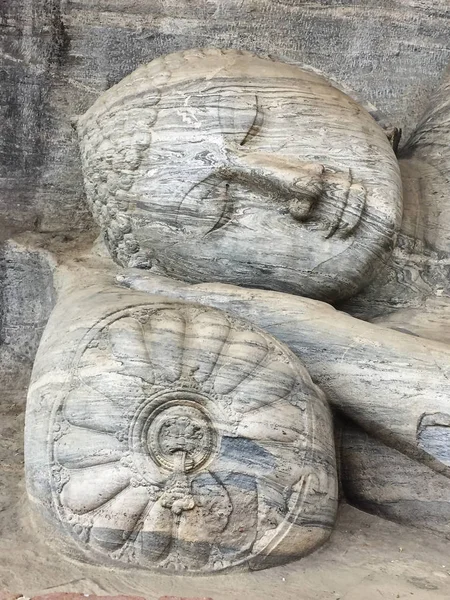 Peaceful Buddha Ceylon Rests Stone Pillow Gal Vihare Landmark Ancient — Stock Photo, Image