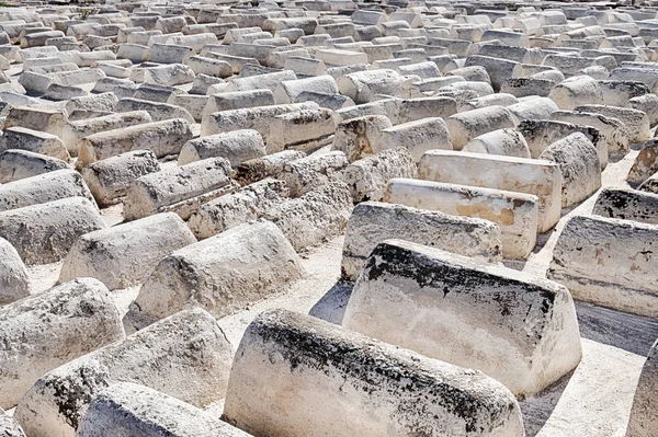 Acres Tumbas Blancas Similares Llenan Antiguo Cementerio Judío Barrio Mellah — Foto de Stock