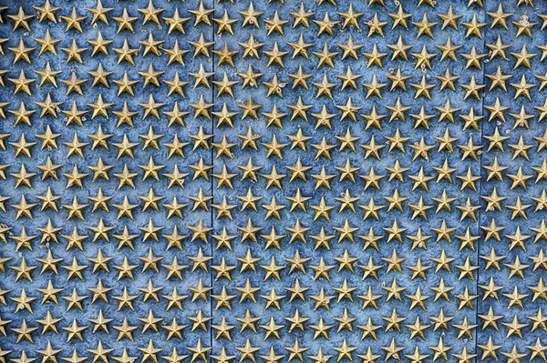 Der Mauer Der Freiheit Weltkriegs Mahnmal Washington Sind Bronzesternchen Aufgereiht — Stockfoto