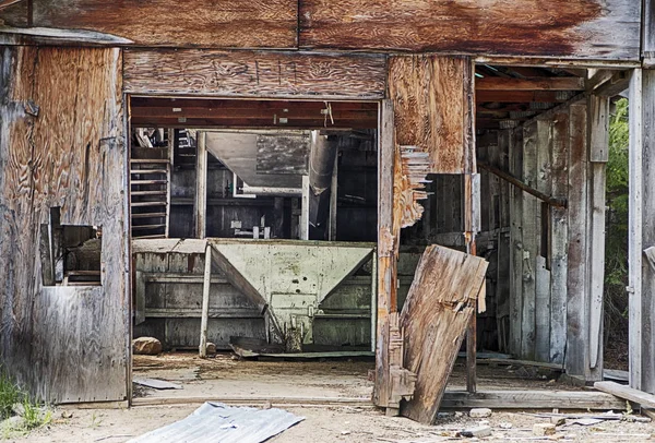 Regard à l'intérieur de la mine Blue Ridge — Photo