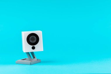 mavi arka plan, nesne, Internet, teknoloji kavramı üzerinde beyaz Web Kamerası.