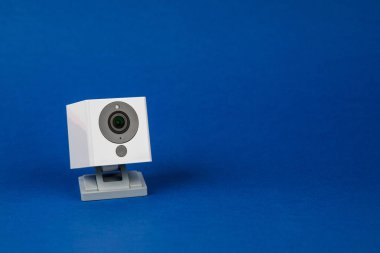 mavi arka plan, nesne, Internet, teknoloji kavramı üzerinde beyaz Web Kamerası.