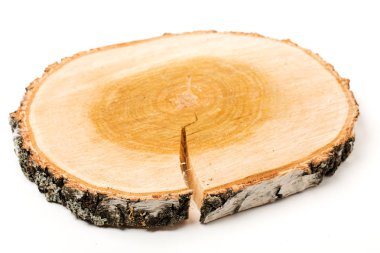 ağaç beyaz arka plan üzerinde kesti. ahşap tepsi.