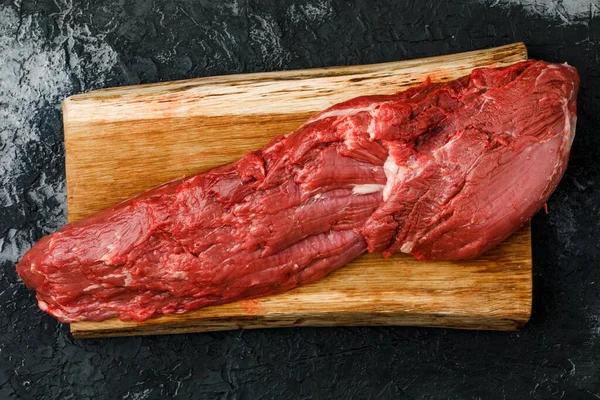 Carne Fresca Cruda Filete Res Sobre Fondo Negro Vista Superior — Foto de Stock