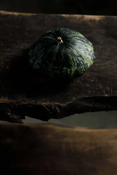 Hösten Stilleben Squash Gamla Trä Bakgrund Färska Grönsaker — Stockfoto