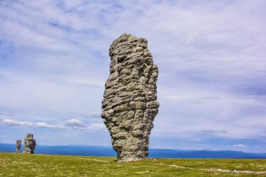 Manpupunier kaya oluşumları. Rusya'nın doğa harikası muhteşem manzarası.