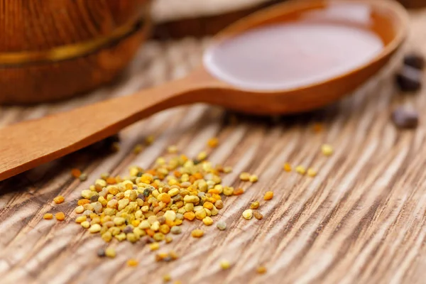 Flower Pollen Wooden Textured Background Spoon Fragrant Honey Close Macro — Stock Photo, Image