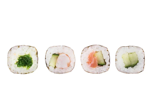 Rollos de sushi aislados sobre fondo blanco. Colección. Primer plano de deliciosa comida japonesa con rollo de sushi . — Foto de Stock