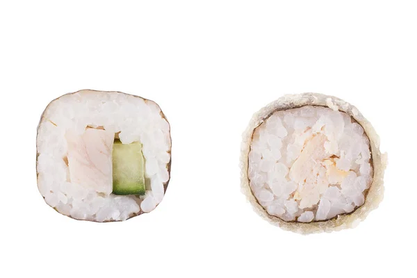 Sushi klasik dengan latar belakang putih. sushi seafood Jepang, menggulung latar belakang putih. Close-up . — Stok Foto