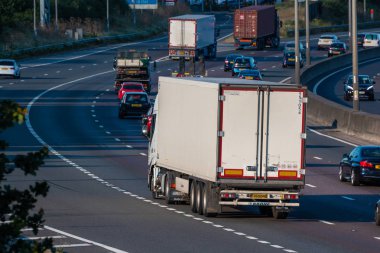 Karayolu taşımacılığı, İngiliz otoyolu kamyonlar