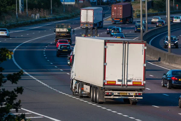 Karayolu taşımacılığı, İngiliz otoyolu kamyonlar