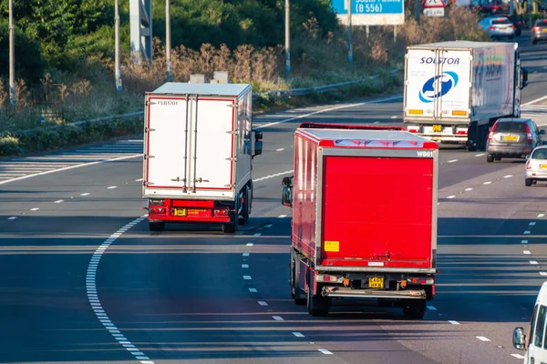 Karayolu taşımacılığı, İngiliz otoyolu kamyonlar