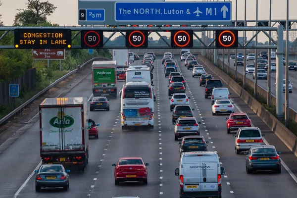 Tráfico de autopistas británicas Fotos de stock libres de derechos