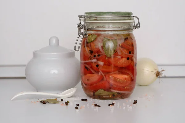 Tarro Vidrio Tomates Escabeche — Foto de Stock