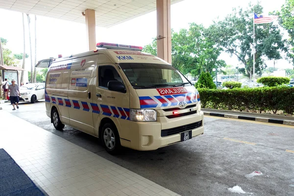 Johor Bahru Malaysia September 2018 Ein Krankenwagen Steht Vor Dem — Stockfoto