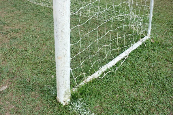 Weißes Fußballtor Auf Dem Fußballplatz — Stockfoto