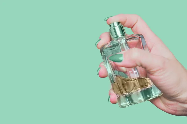 Het Testen Van Parfum Met Behulp Van Parfum Ruiken Geur — Stockfoto