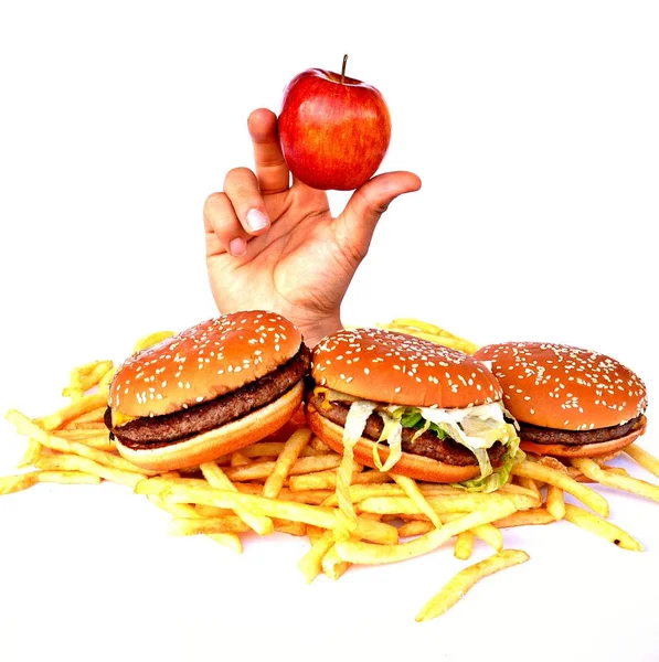 Hand Uit Een Bos Van Fast Food — Stockfoto