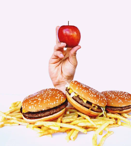 Mão Fora Monte Fast Food — Fotografia de Stock