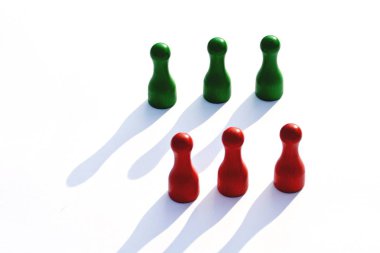 takım oluşturma sembolü olarak oyun figürleri 