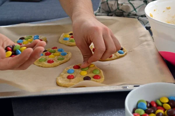 Soubory Cookie Barevné Bonbóny — Stock fotografie