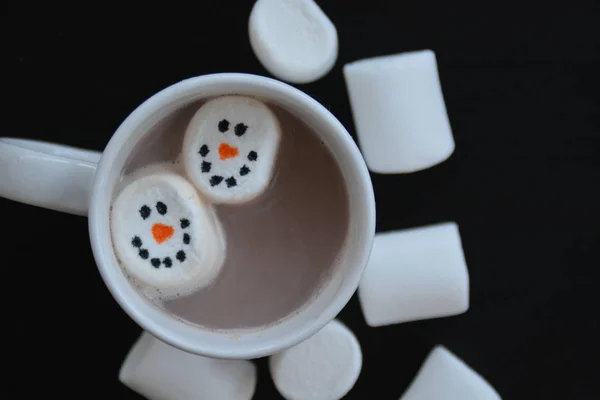 Kubek Pełen Kakao Snowman Marshmallows Nim — Zdjęcie stockowe