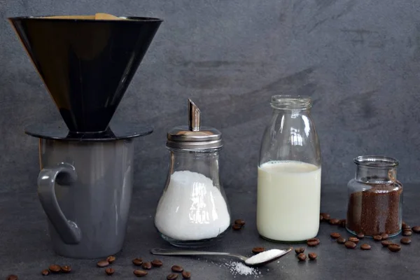 Café Una Taza Con Leche Azúcar Lado — Foto de Stock