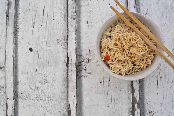 Chinese Instant Noodle Soup Bowl Wooden Table — Stock Photo, Image