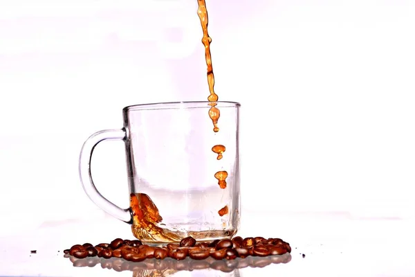 Giet Vers Gezette Koffie Glas Close — Stockfoto