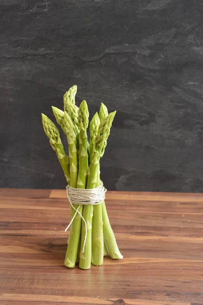 Vue Rapprochée Savoureux Tas Asperges Table Cuisine — Photo