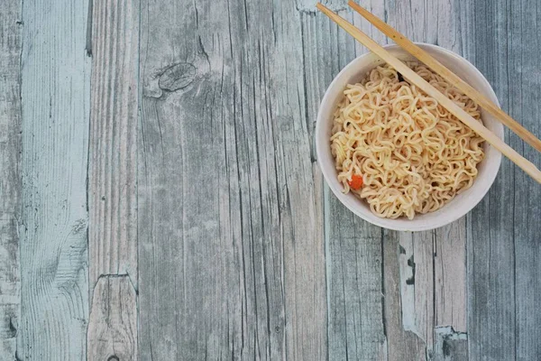 Chinese Instant Noodle Soup Bowl Wooden Table — Stock Photo, Image