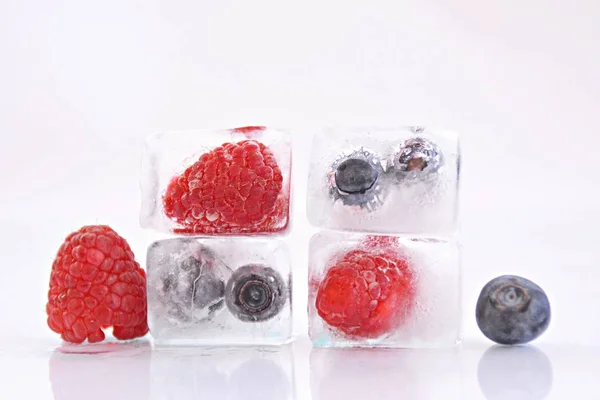 Blueberries Raspberries Ice Cube White Background — Stock Photo, Image