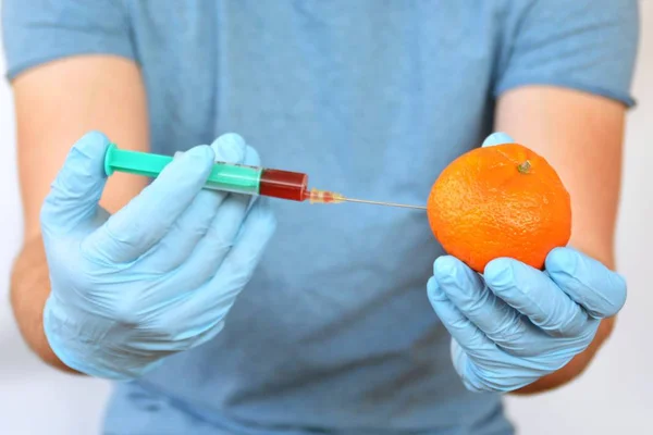 Inyectar Líquido Rojo Naranja —  Fotos de Stock