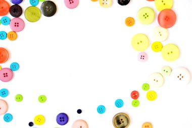 Bir renkli arka plan önünde farklı renk ve tasarımlar düğmeleri büyük bir set 