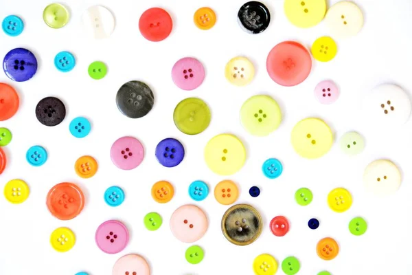 Большой Набор Кнопок Разных Цветах Дизайнах Перед Цветным Фоном — стоковое фото